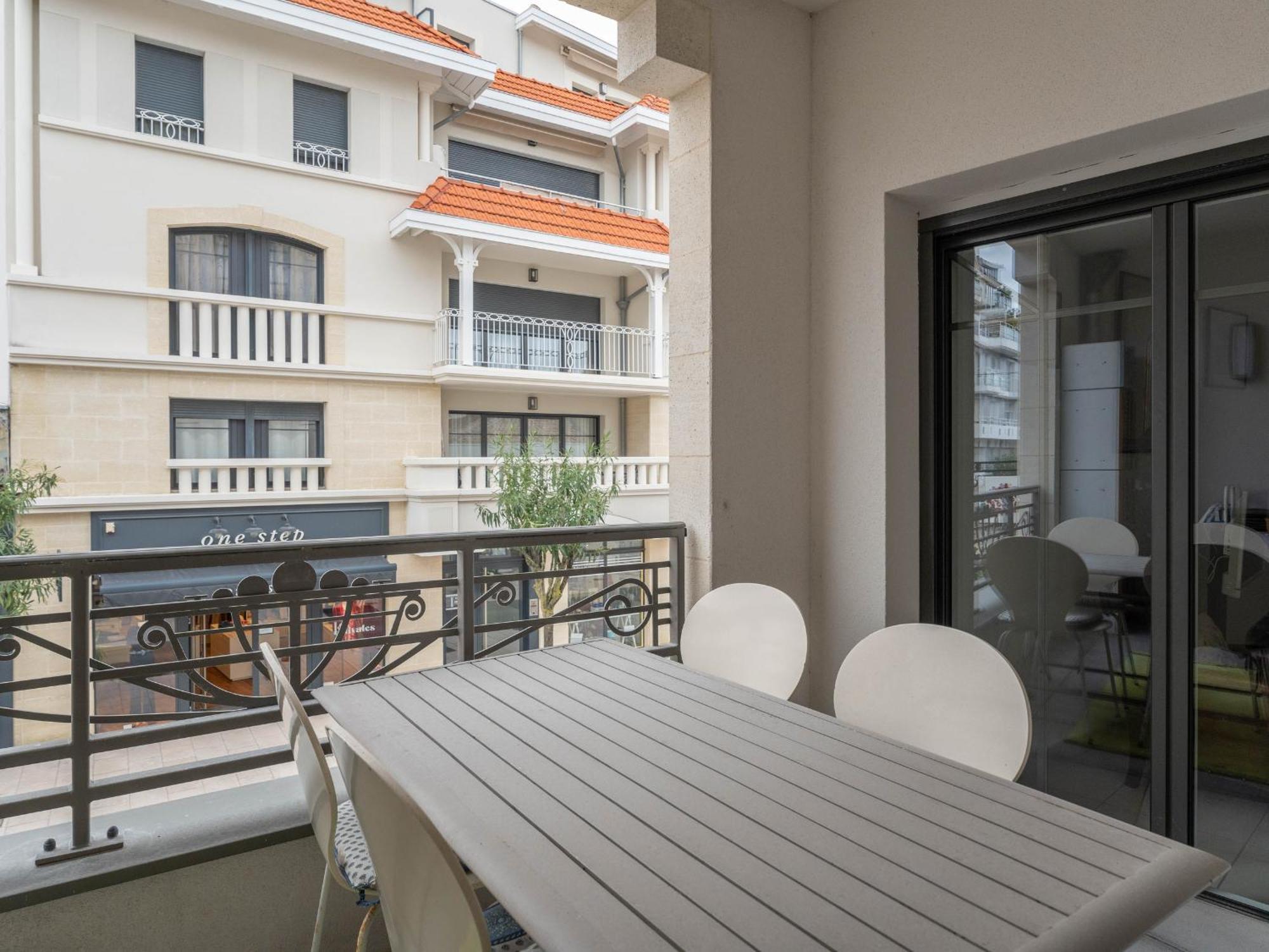 T3 En Centre-Ville D'Arcachon, Proche Plage, Balcons, Parking, Ascenseur Et Wi-Fi - Fr-1-319-440 Buitenkant foto