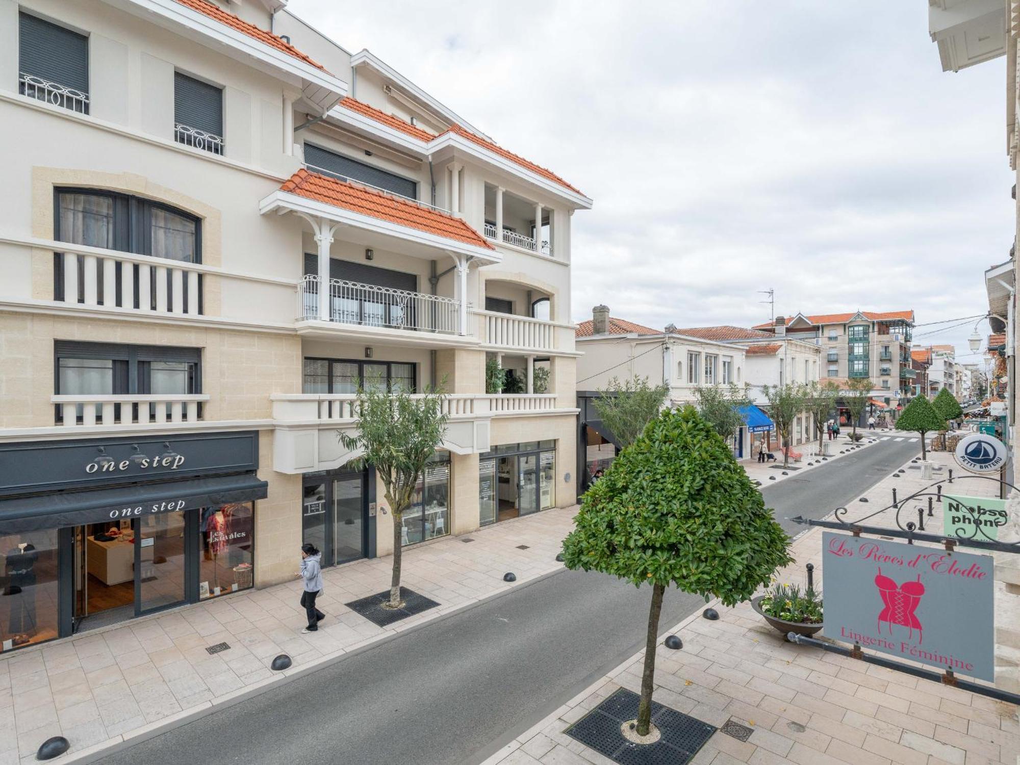 T3 En Centre-Ville D'Arcachon, Proche Plage, Balcons, Parking, Ascenseur Et Wi-Fi - Fr-1-319-440 Buitenkant foto